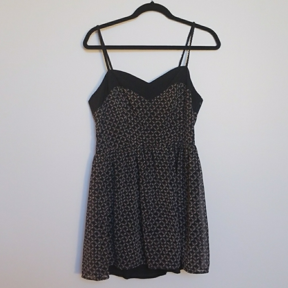 FINAL PRICE 🦄 UO Butterfly Romper